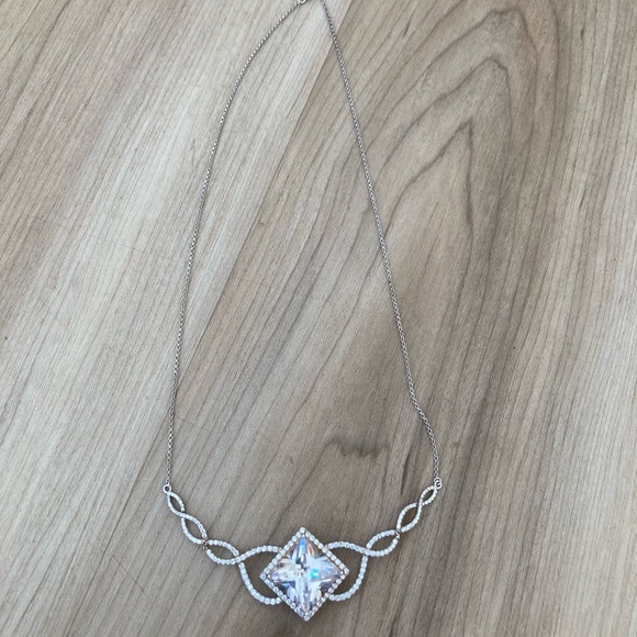 Desiree for KV Bijou Necklace - Picture 4 of 5